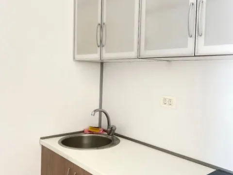 Rent, office space, 100m², Tološka šuma, Podgorica - image 3