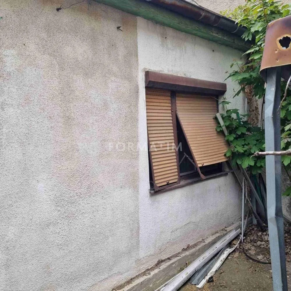 Sale, house, 45m², Zemun Sve Podlokacije, Beograd
