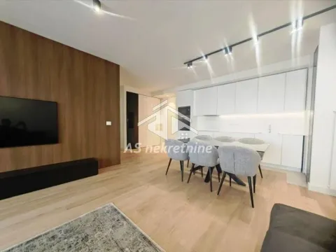 Izdavanje, četvorosoban stan, 120m², Savski Venac, Beograd - image 4