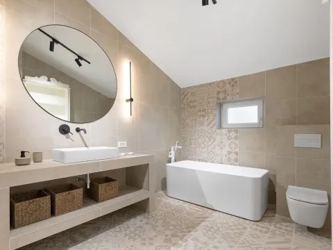 Sale, house, 234m², Dumidran, Tivat - image 16