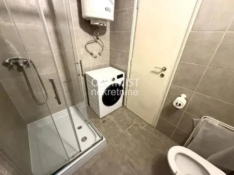 Izdavanje, dvosoban stan, 49m², Stari Grad, Beograd - image 12