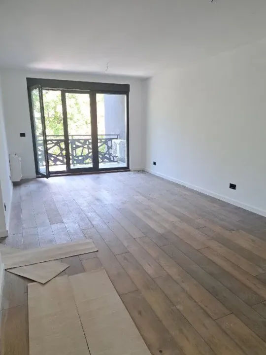 Prodaja, dvosoban stan, 60m², Karaburma, Palilula Sve Podlokacije