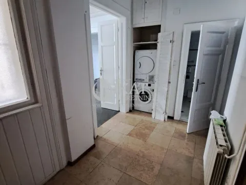 Izdavanje, četvorosoban stan, 80m², Vračar Sve Podlokacije, Beograd - image 2