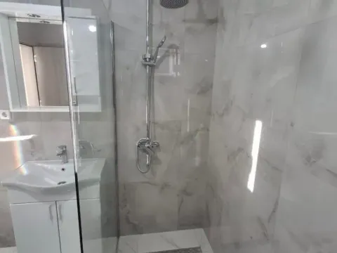 Izdavanje, dvosoban stan, 70m², Donja Gorica, Podgorica - image 3