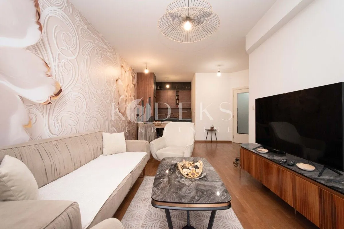 Izdavanje, trosoban stan, 87m², Zabjelo, Podgorica