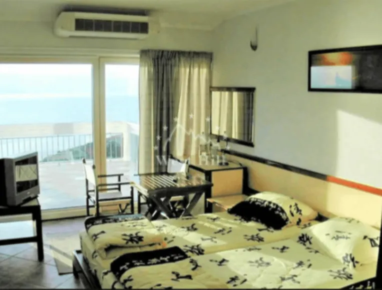 Sale, house, 3200m², Blizikuće, Budva