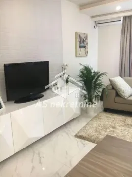 Rent, two bedroom apartment, 57m², Čubura, Beograd - image 3