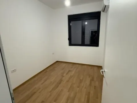 Sale, one bedroom apartment, 38m², Bečići, Budva - image 7