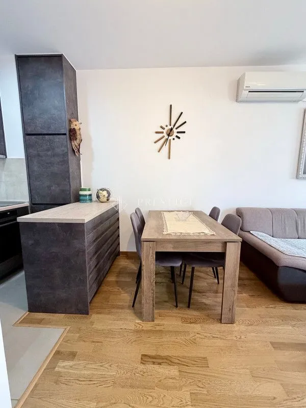 Rent, one bedroom apartment, 44m², City Kej, Podgorica