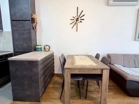 Rent, one bedroom apartment, 44m², City Kej, Podgorica - image 5