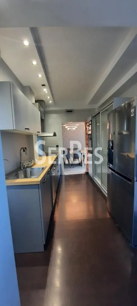 Izdavanje, četvorosoban stan, 123m², Centar, Novi Sad