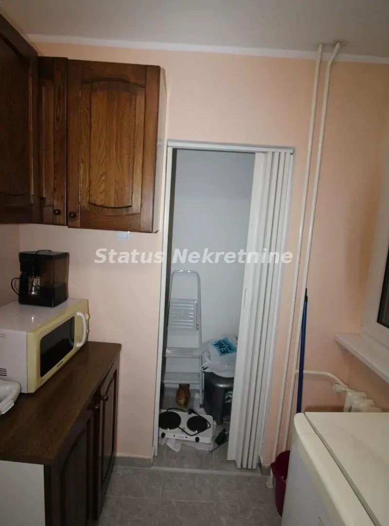 Prodaja, dvosoban stan, 60m², Detelinara, Novi Sad Sve Podlokacije