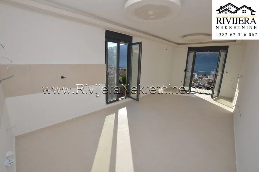 Prodaja, jednosoban stan, 45m², Đenovići, Herceg Novi