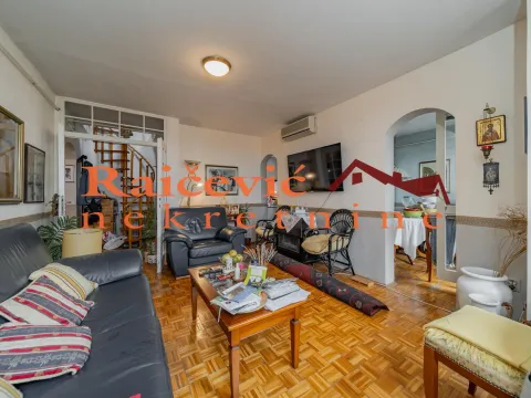 Prodaja, trosoban stan, 80m², Čukarica, Beograd - image 3