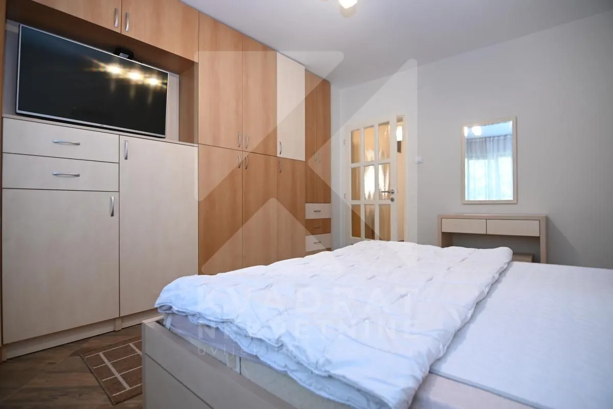 Izdavanje, jednosoban stan, 60m², Gorica C, Podgorica