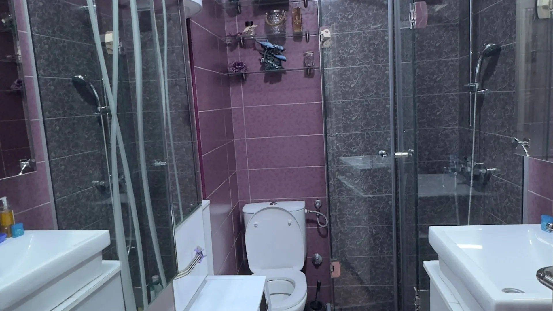 Izdavanje, trosoban stan, 85m², Pejton, Podgorica