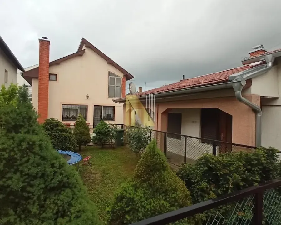 Sale, house, 237m², Adice, Novi Sad Sve Podlokacije