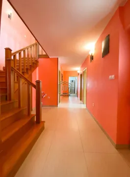 Rent, two bedroom apartment, 90m², Tološi, Podgorica - image 4