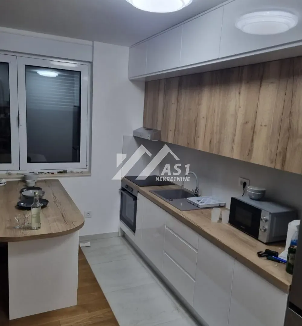 Rent, one bedroom apartment, 44m², Bulevar Oslobodjenja, Novi Sad Sve Podlokacije