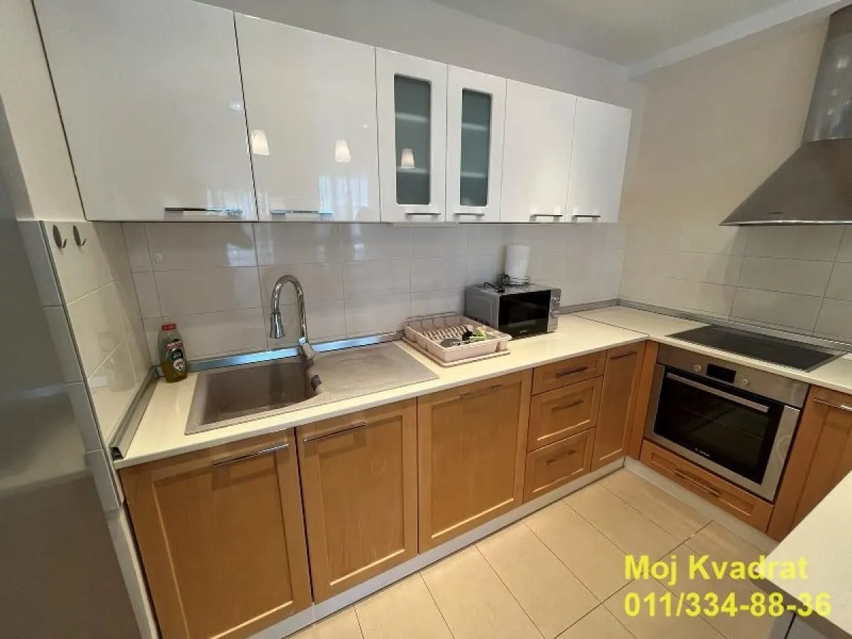 Prodaja, trosoban stan, 106m², Novi Beograd Blok 67, Novi Beograd Sve Podlokacije