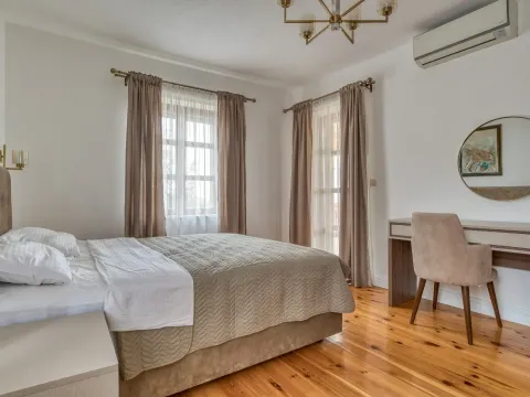 Prodaja, kuća, 480m², Reževići, Budva - image 17