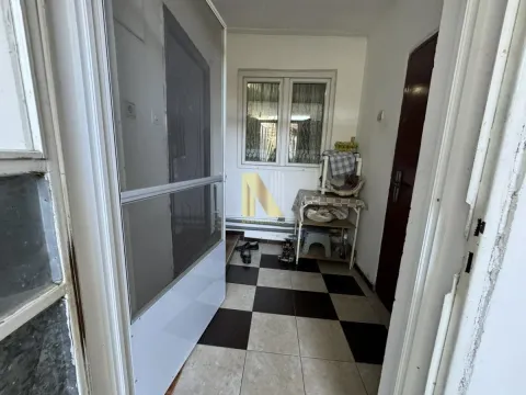 Prodaja, kuća, 441m², Veternik, Novi Sad Sve Podlokacije - image 24