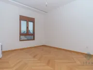 Prodaja, trosoban stan, 142m², Gorica C, Podgorica - image 5