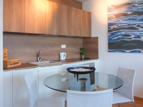 Prodaja, trosoban stan, 84m², Centar, Budva - image 5