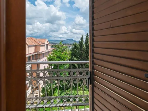 Rent, house, 280m², Podgorica, Crna Gora - image 26