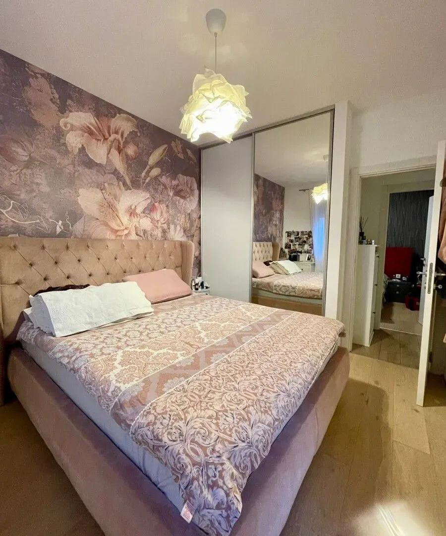 Prodaja, dvosoban stan, 63m², Blok 9, Podgorica