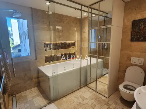 Prodaja, trosoban stan, 122m², Centar, Podgorica - image 9