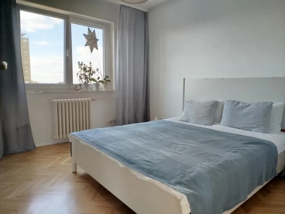 Rent, three bedroom apartment, 77m², Novi Beograd Sve Podlokacije, Beograd
