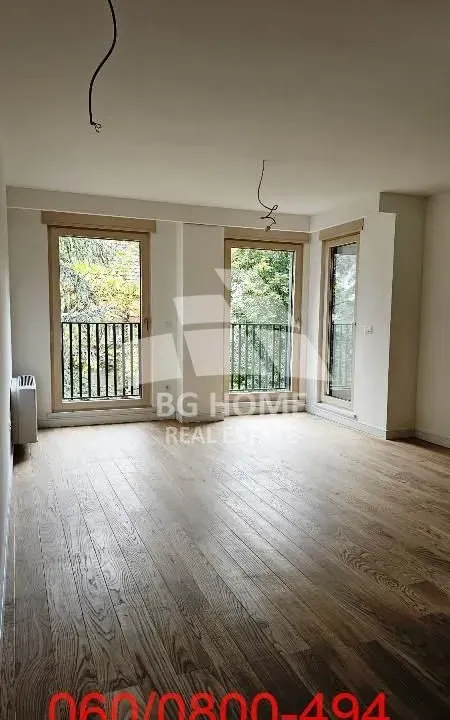 Izdavanje, četvorosoban stan, 122m², Vračar Centar, Vračar Sve Podlokacije