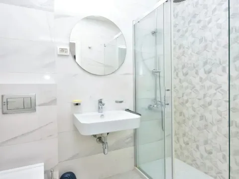 Izdavanje, jednosoban stan, 48m², Central Point, Podgorica - image 4