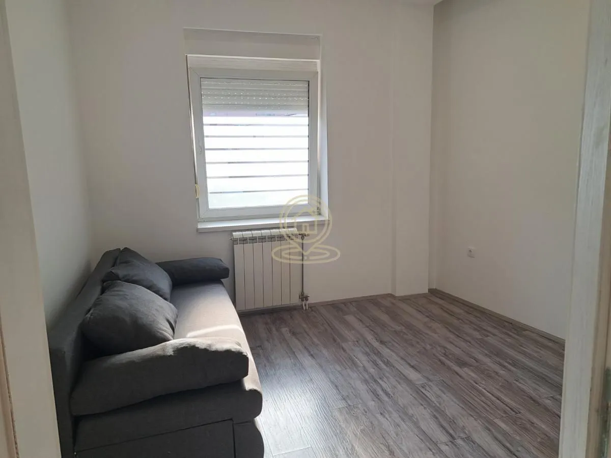 Prodaja, trosoban stan, 71m², Bulevar Oslobodjenja, Novi Sad Sve Podlokacije