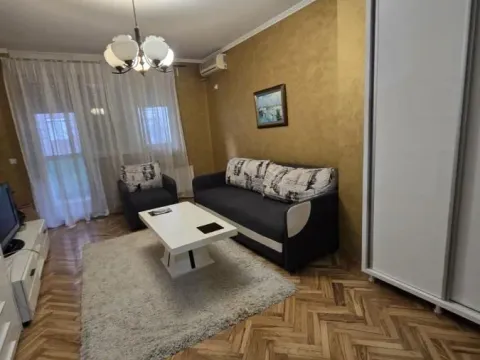 Rent, two bedroom apartment, 60m², Grbavica, Novi Sad Sve Podlokacije - image 2