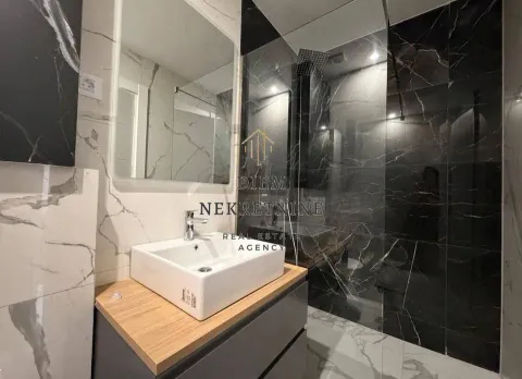 Rent, one bedroom apartment, 53m², Centar, Bar - image 3
