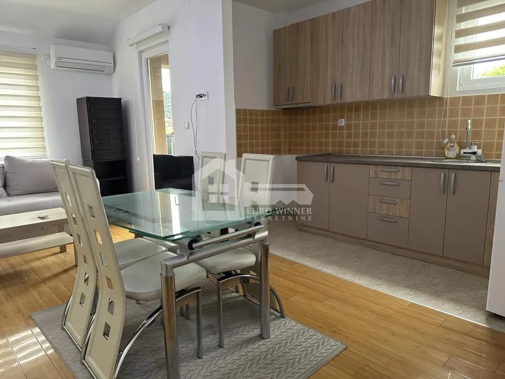 Rent, one bedroom apartment, 42m², Sremčica, Beograd