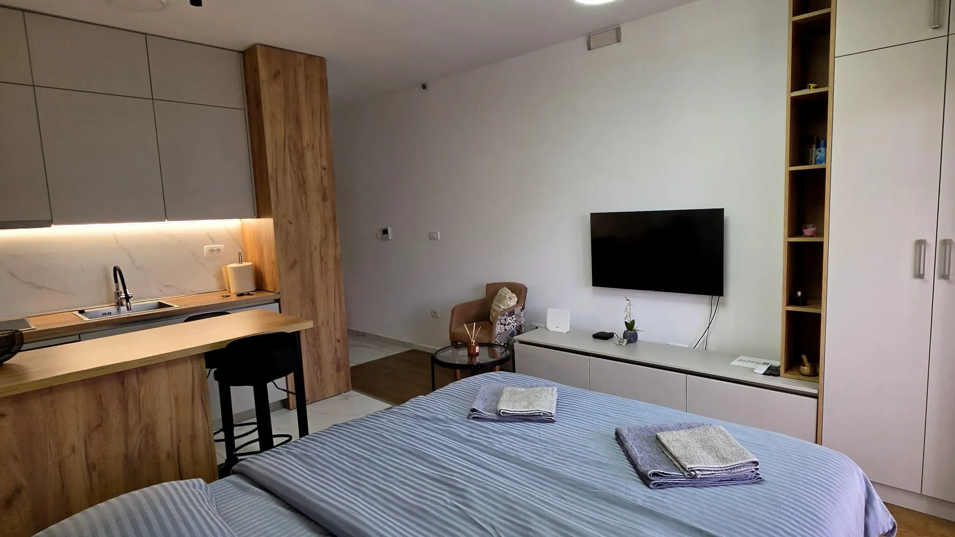 Stan-na-dan, jednosoban stan, 26m², Pobrežje, Podgorica