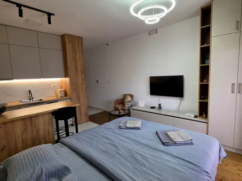 Daily-rent, one bedroom apartment, 26m², Pobrežje, Podgorica - image 8