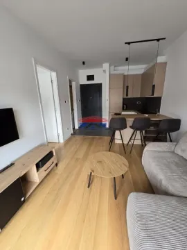 Izdavanje, jednosoban stan, 35m², Petrovaradin, Novi Sad - image 3