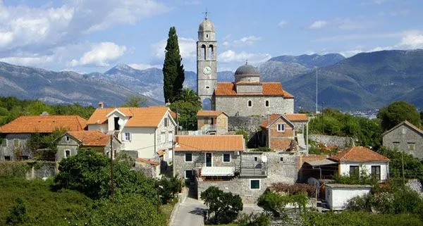 Prodaja, kuća, 450m², Tivat, Crna Gora