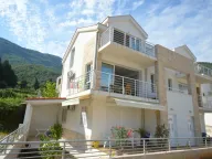 Sale, three bedroom apartment, 100m², Baošići, Herceg Novi - image 1