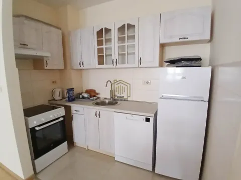 Izdavanje, jednosoban stan, 46m², City Kvart, Podgorica - image 2