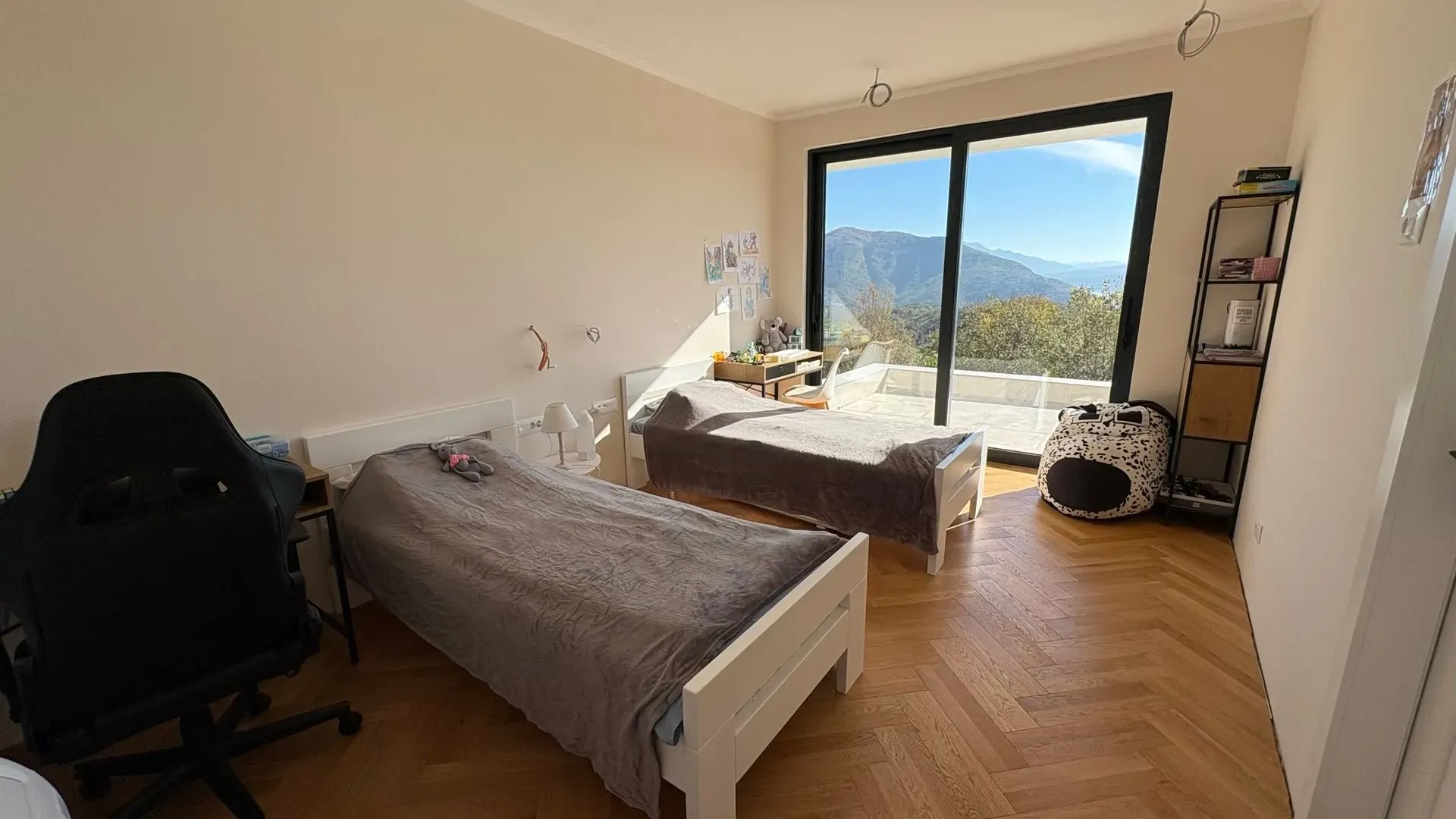 Prodaja, četvorosoban stan, 165m², Herceg Novi, Crna Gora