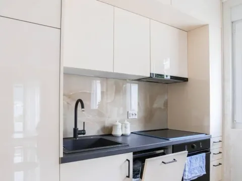 Rent, one bedroom apartment, 50m², Centar, Budva - image 7