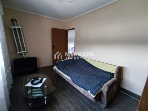 Sale, house, 270m², Aradac, Zrenjanin - image 13