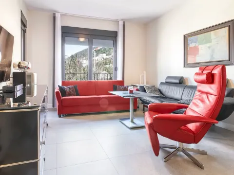 Izdavanje, jednosoban stan, 52m², Seljanovo, Tivat - image 4
