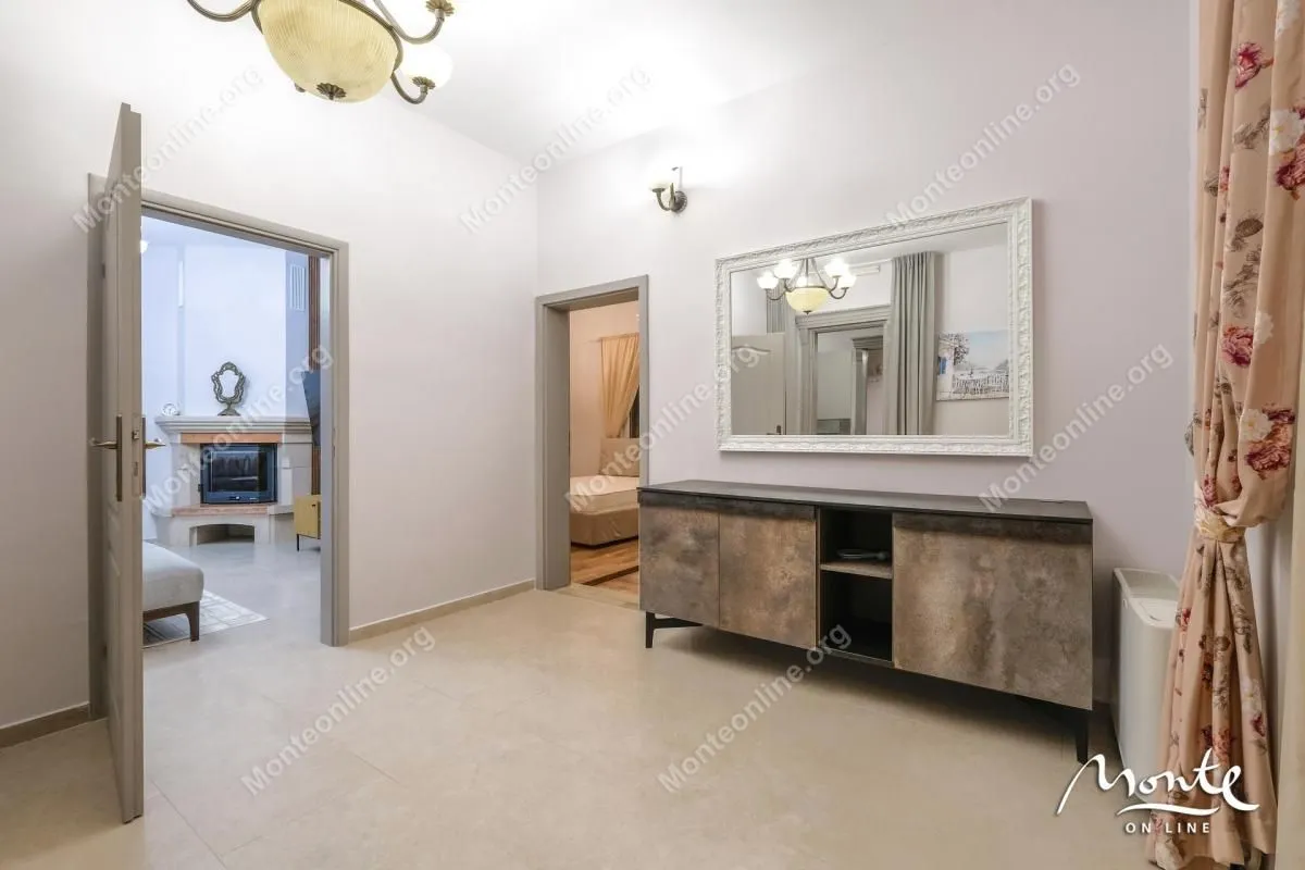 Prodaja, kuća, 198m², Tivat, Crna Gora