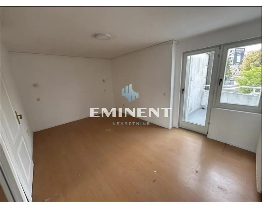 Rent, apartment, 176m², Autokomanda, Voždovac Sve Podlokacije
